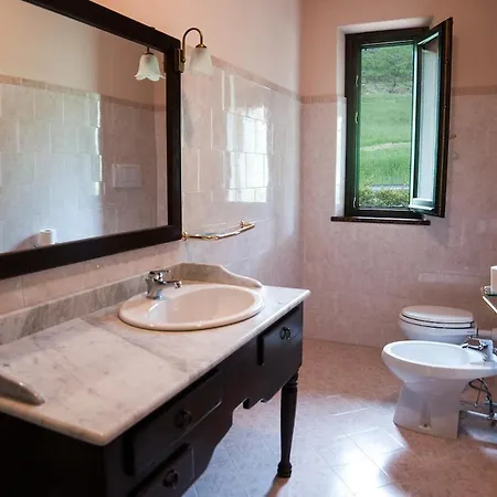 Caterina - Tuscany Villa Pratovecchio