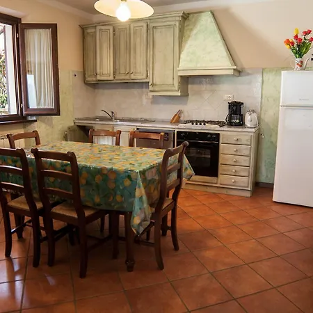 Caterina - Tuscany Villa Pratovecchio